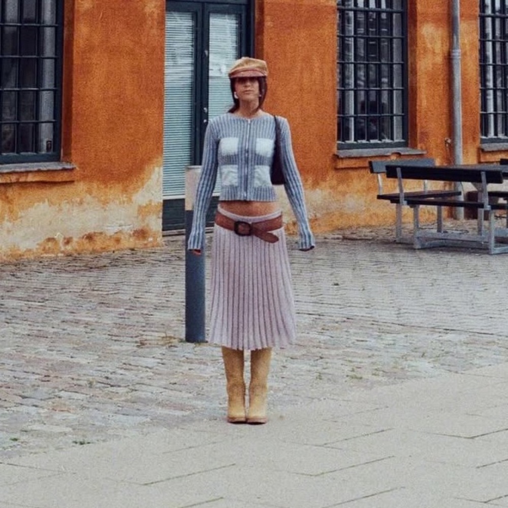 Belle Anna gray pleated skirt